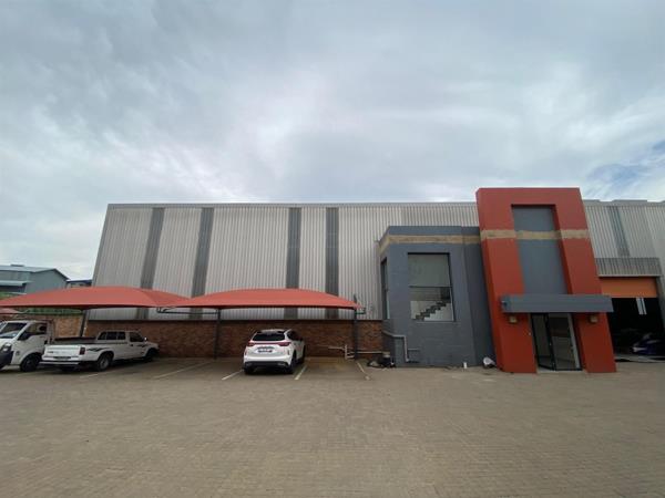 640  m² Industrial space