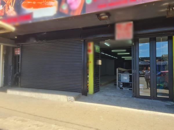 140 m² Retail Space