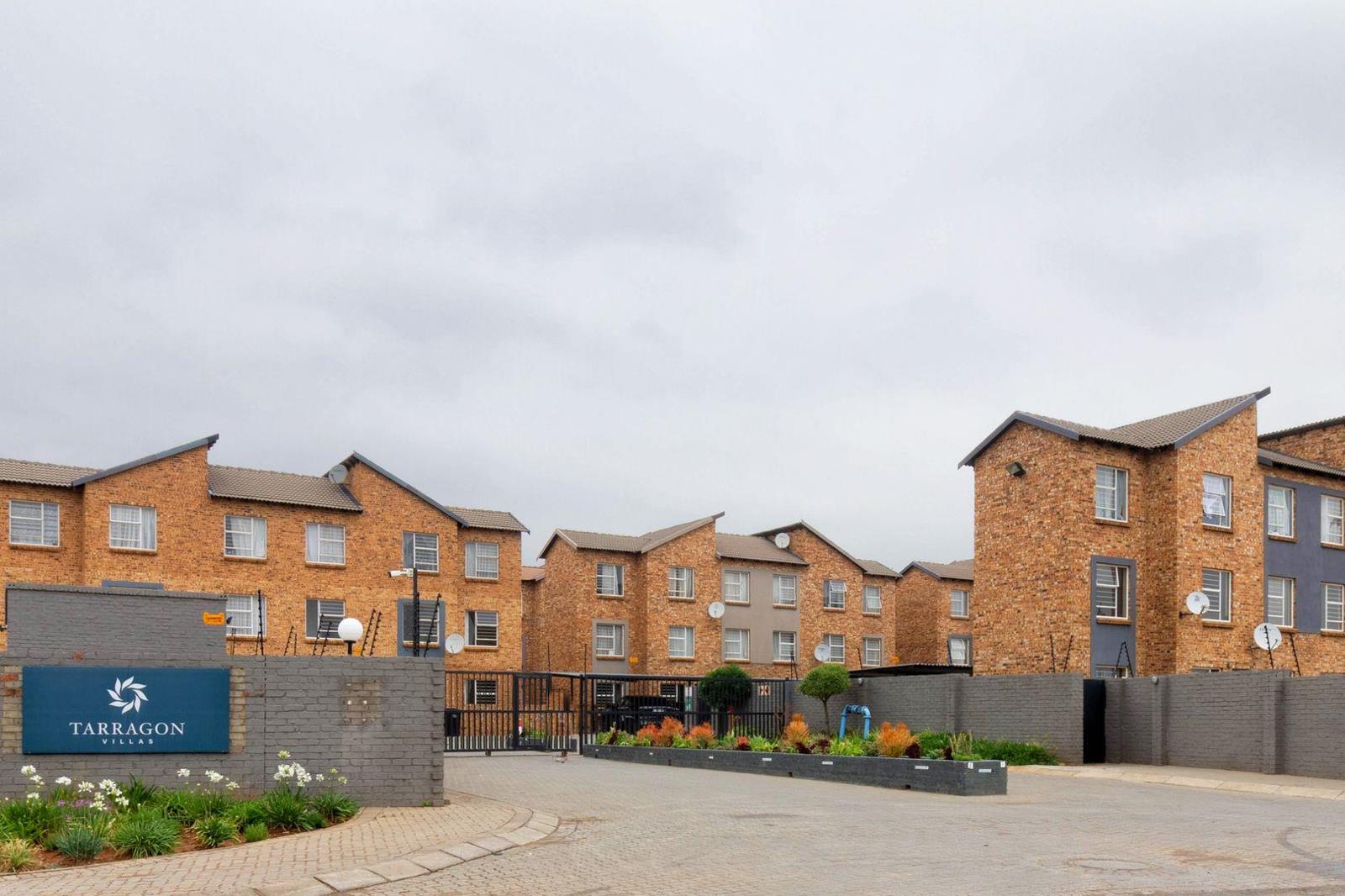 2 Bedroom Townhouse in Honey Park
