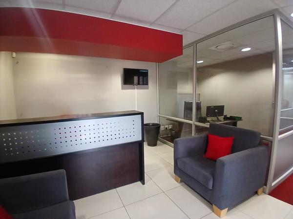 184  m² Commercial space