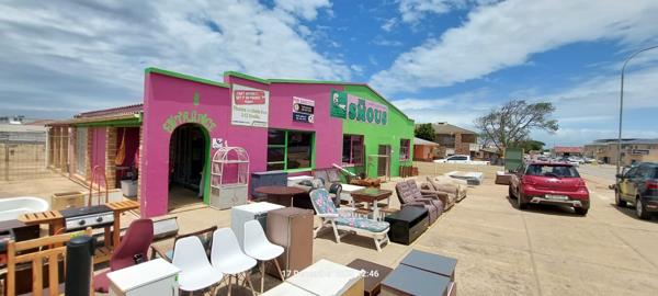 276  m² Commercial space