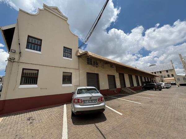 548  m² Industrial space