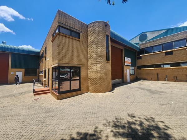 543  m² Industrial space