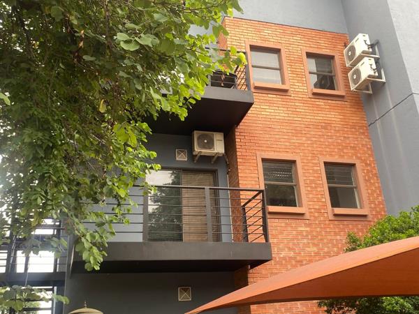 90  m² Commercial space