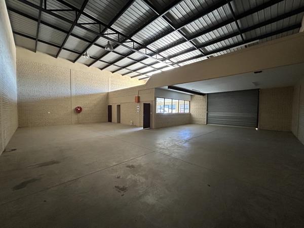 334  m² Industrial space