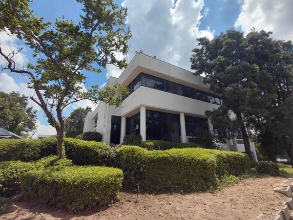 252  m² Commercial space