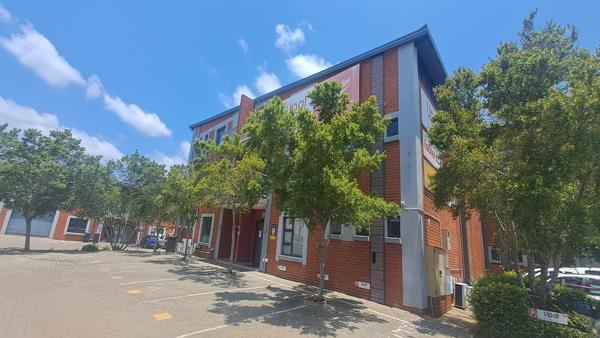 607  m² Retail Space