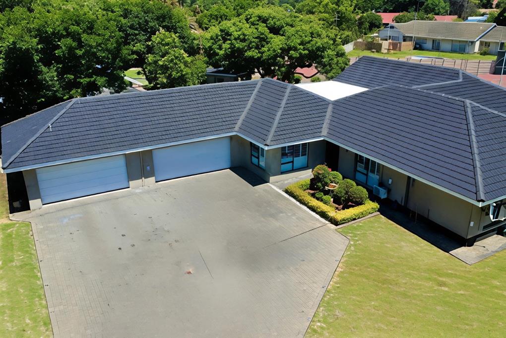 5 Bedroom House