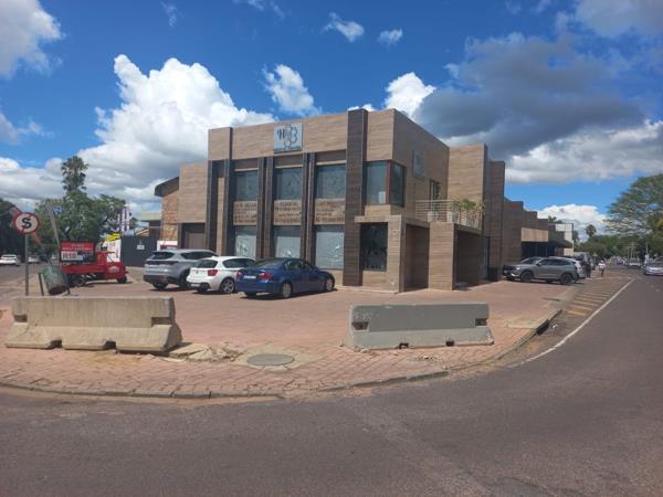 100  m² Commercial space