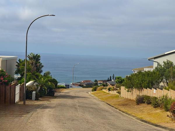 754 m² Land