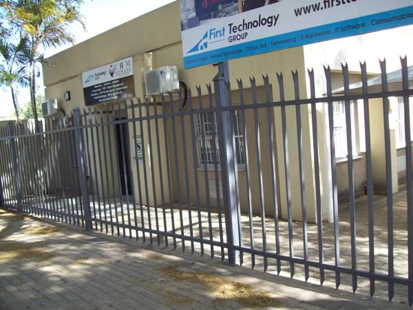 785  m² Office Space