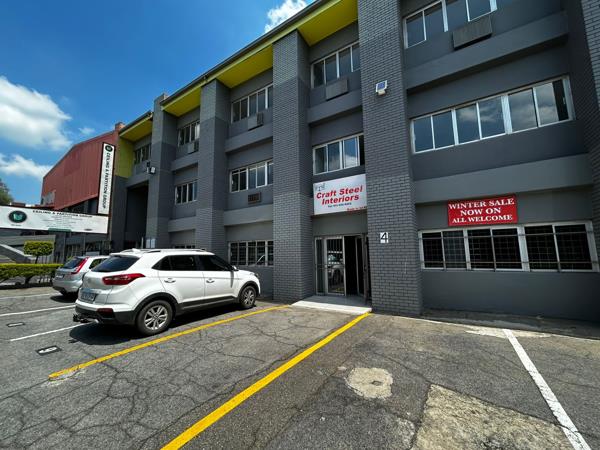 255  m² Industrial space