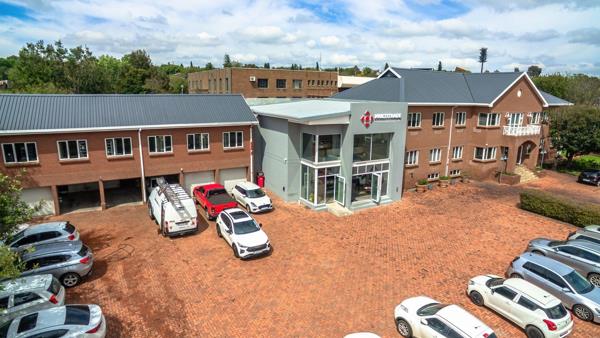 1 300 m² Office Space