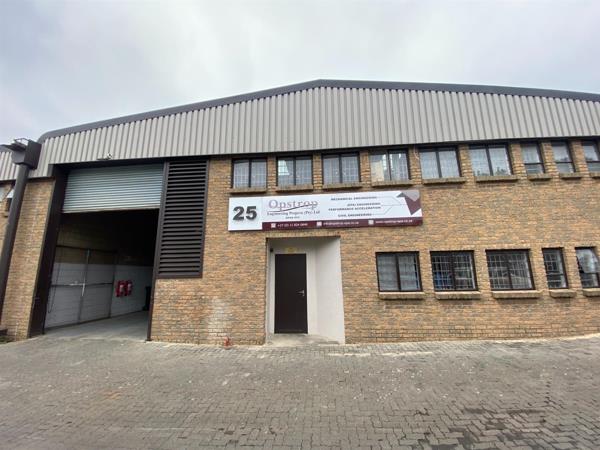 331  m² Industrial space