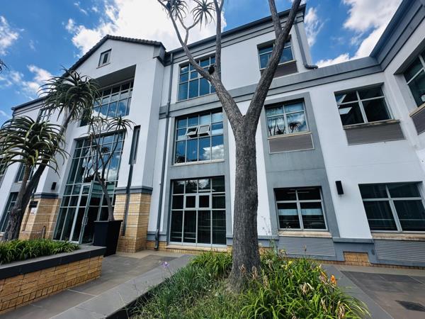 114  m² Office Space