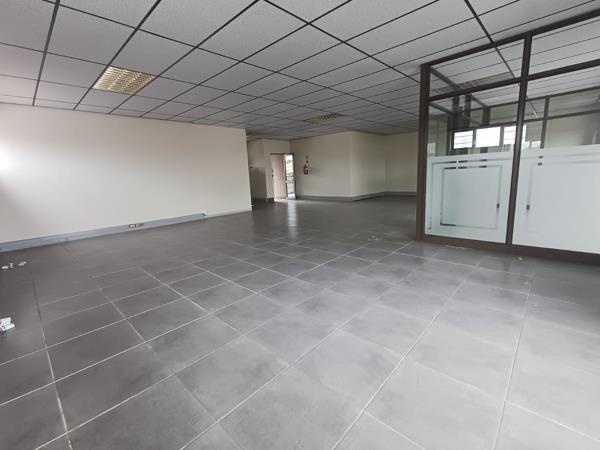 80  m² Office Space