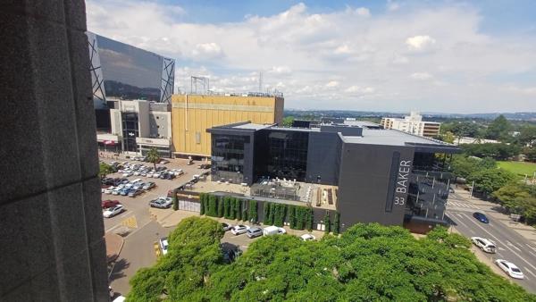 1 073  m² Office Space