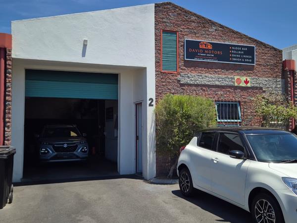 105  m² Industrial space