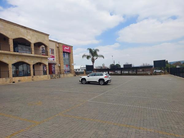 2 618  m² Commercial space