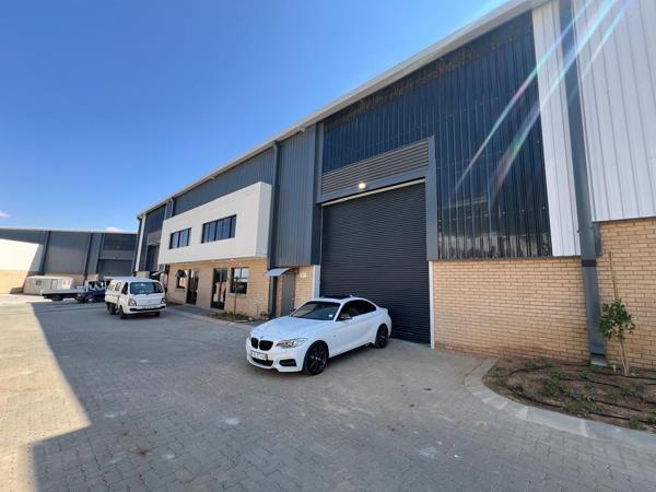 558  m² Industrial space