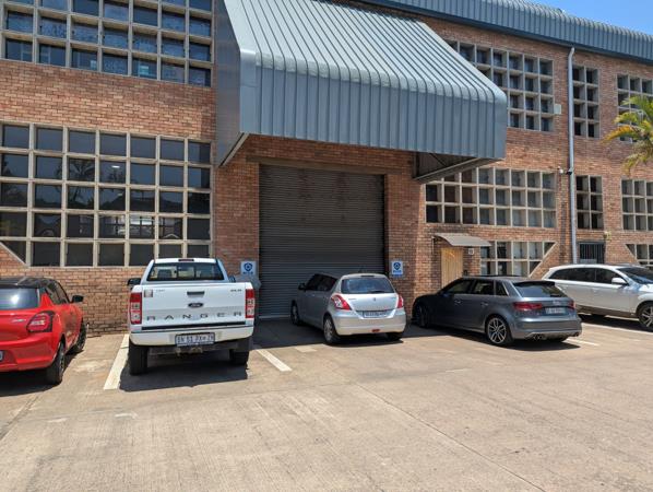 416  m² Industrial space