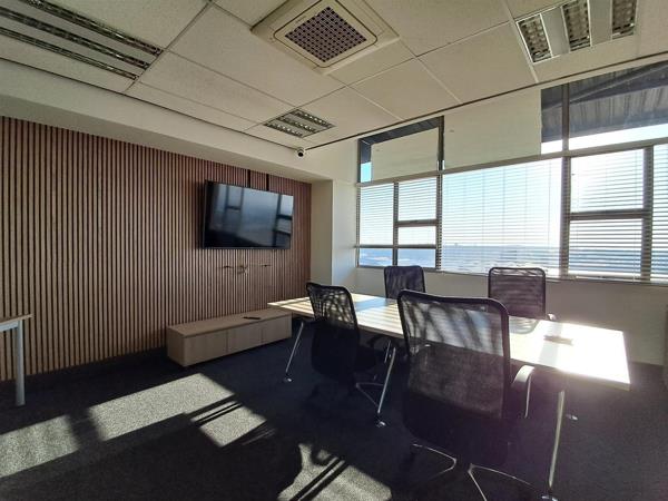 294  m² Office Space