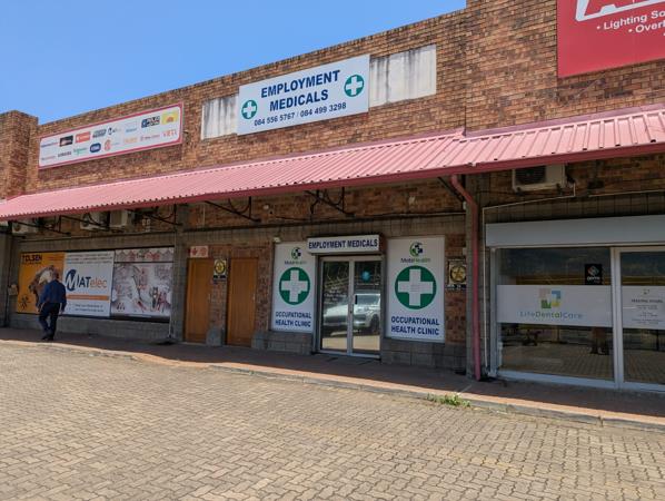 108  m² Retail Space