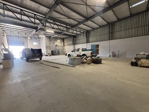 547  m² Industrial space