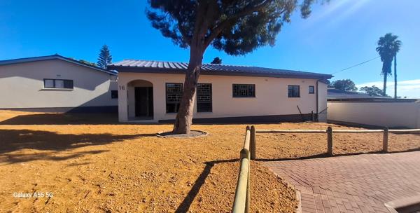 240  m² Office Space