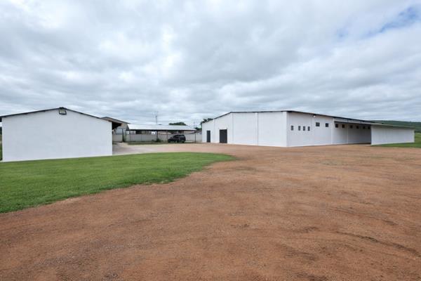 1 720  m² Commercial space