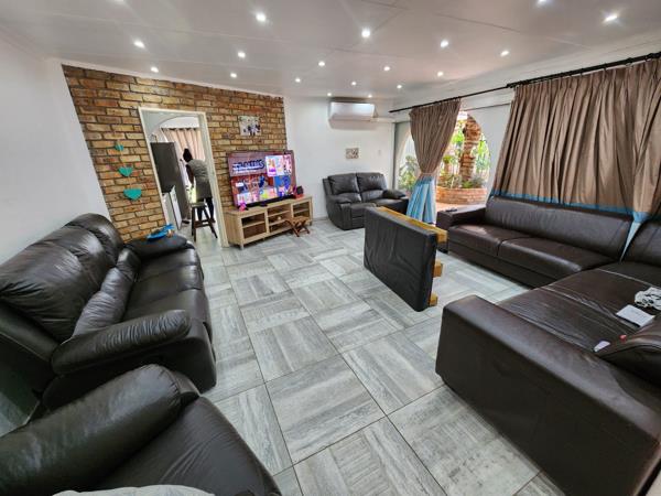 10 Bedroom House