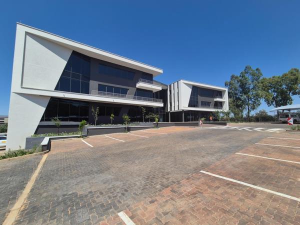 1 450  m² Office Space