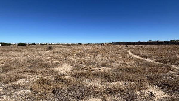 948 m² Land