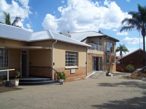 2 855  m² Office Space