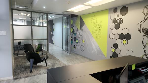 553 m² Commercial space