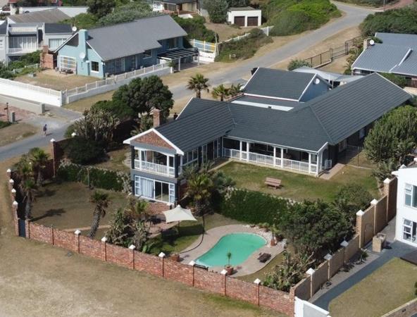 6 Bedroom House