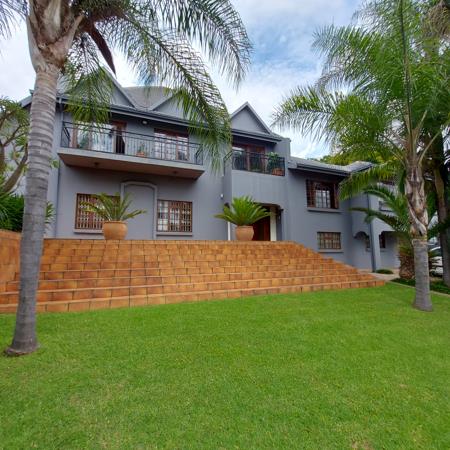 640  m² Commercial space