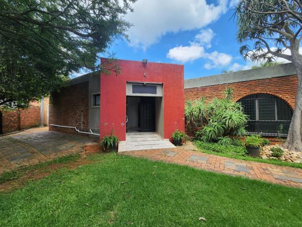 80  m² Commercial space