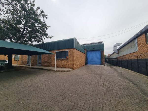 455  m² Industrial space