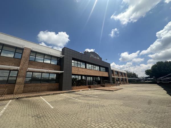 6 561  m² Industrial space