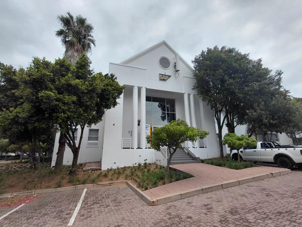 667 m² Commercial space