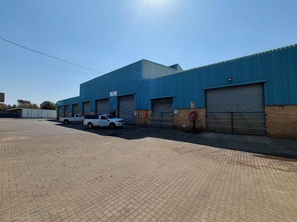 952 m² Industrial space