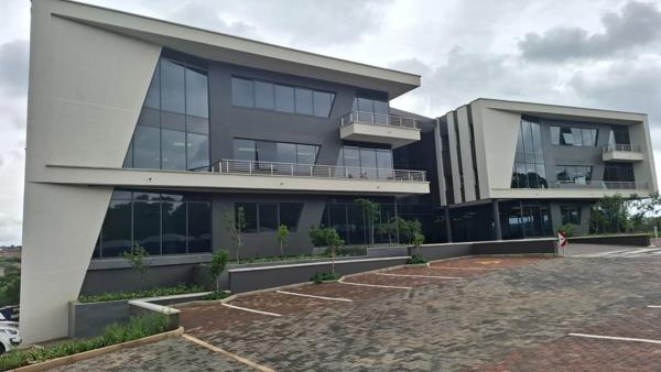 350  m² Office Space