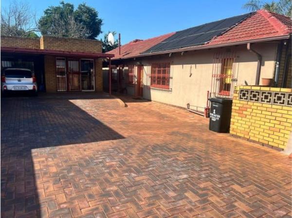 4 Bedroom House