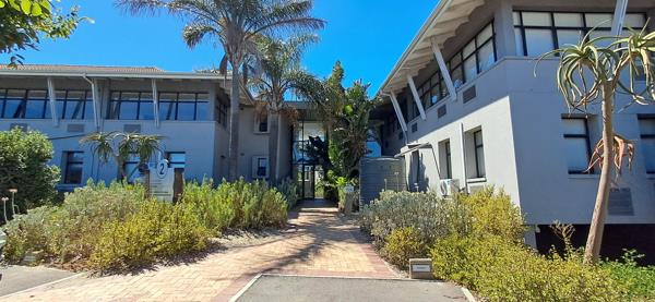 136  m² Office Space