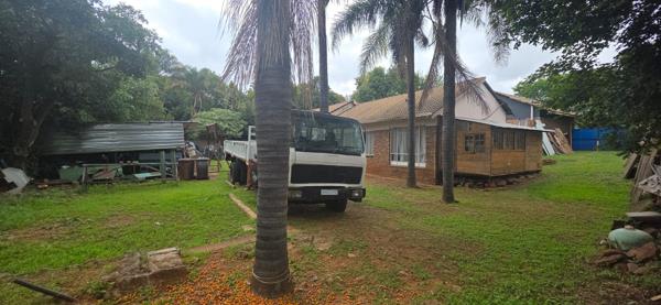 1 292 m² Land