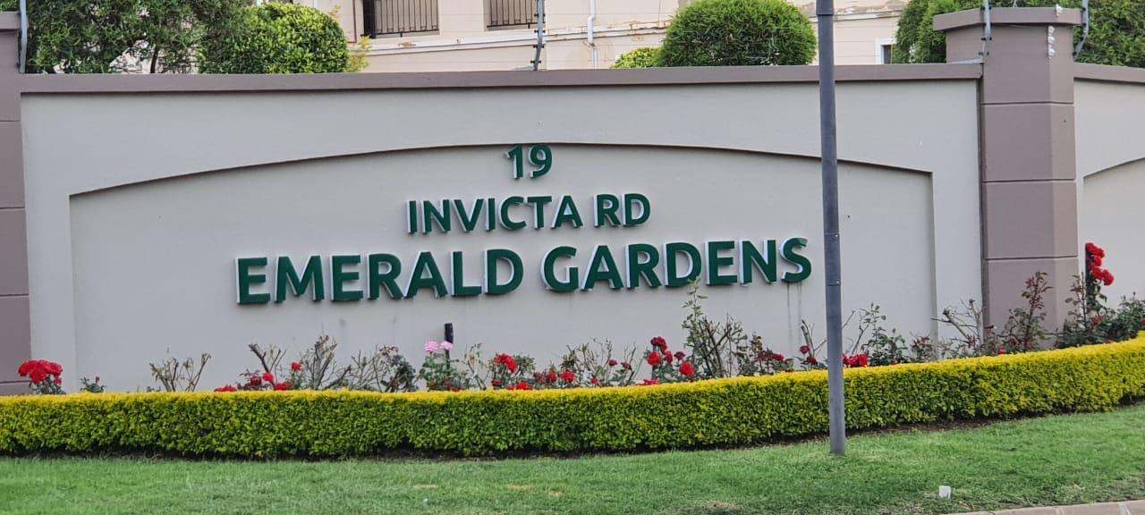 2 Bedroom Apartment in Halfway Gardens