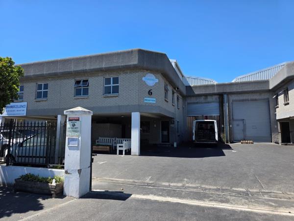 394  m² Industrial space