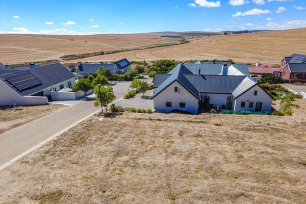 770 m² Land