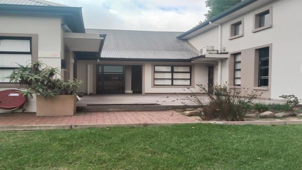 70  m² Commercial space